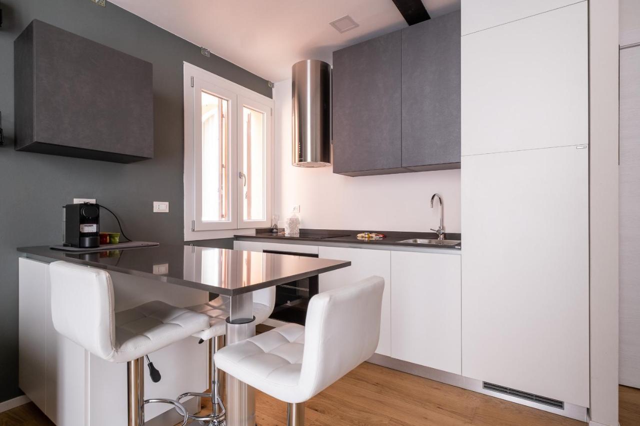 Mazzini Elegant Apartment By Wonderful Italy Bologna Esterno foto